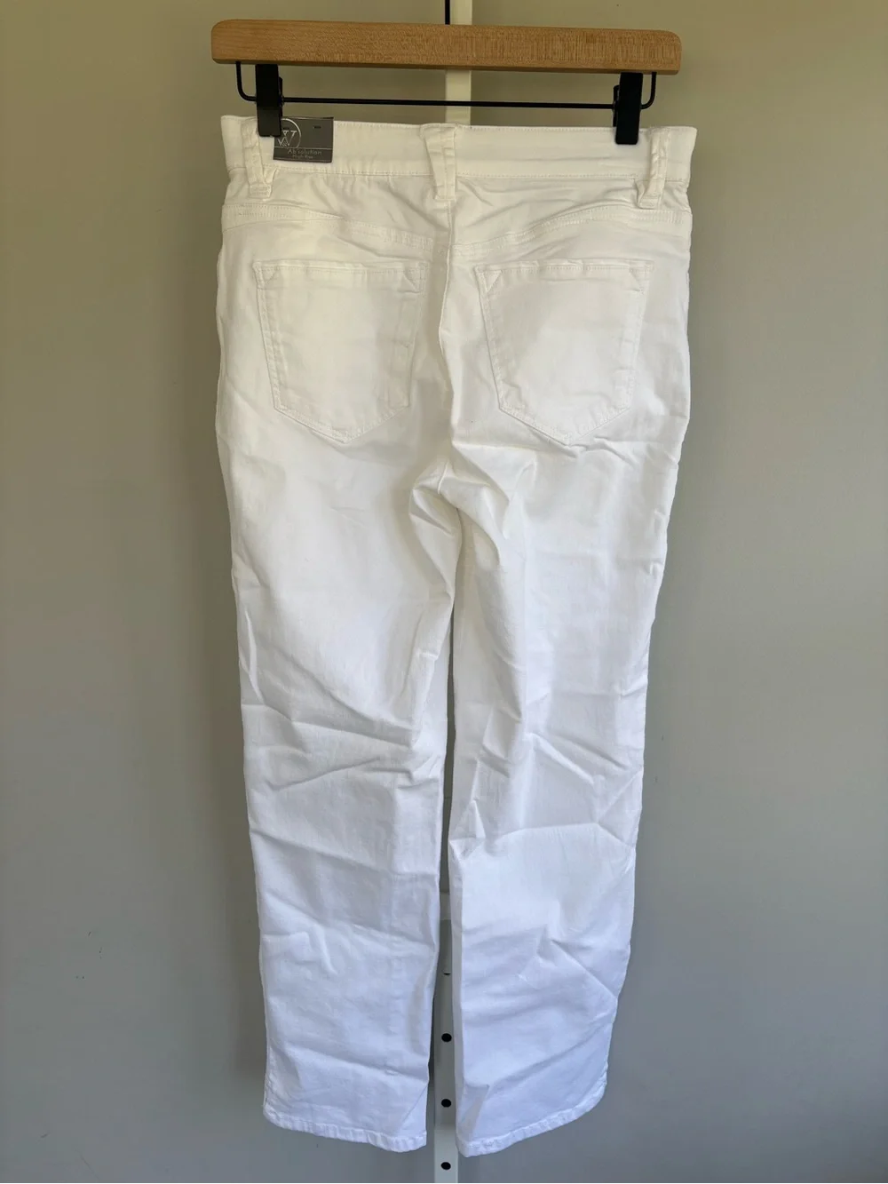 Wit & Wisdom Absolution High Rise Straight Leg Jeans White Size 2 NWT